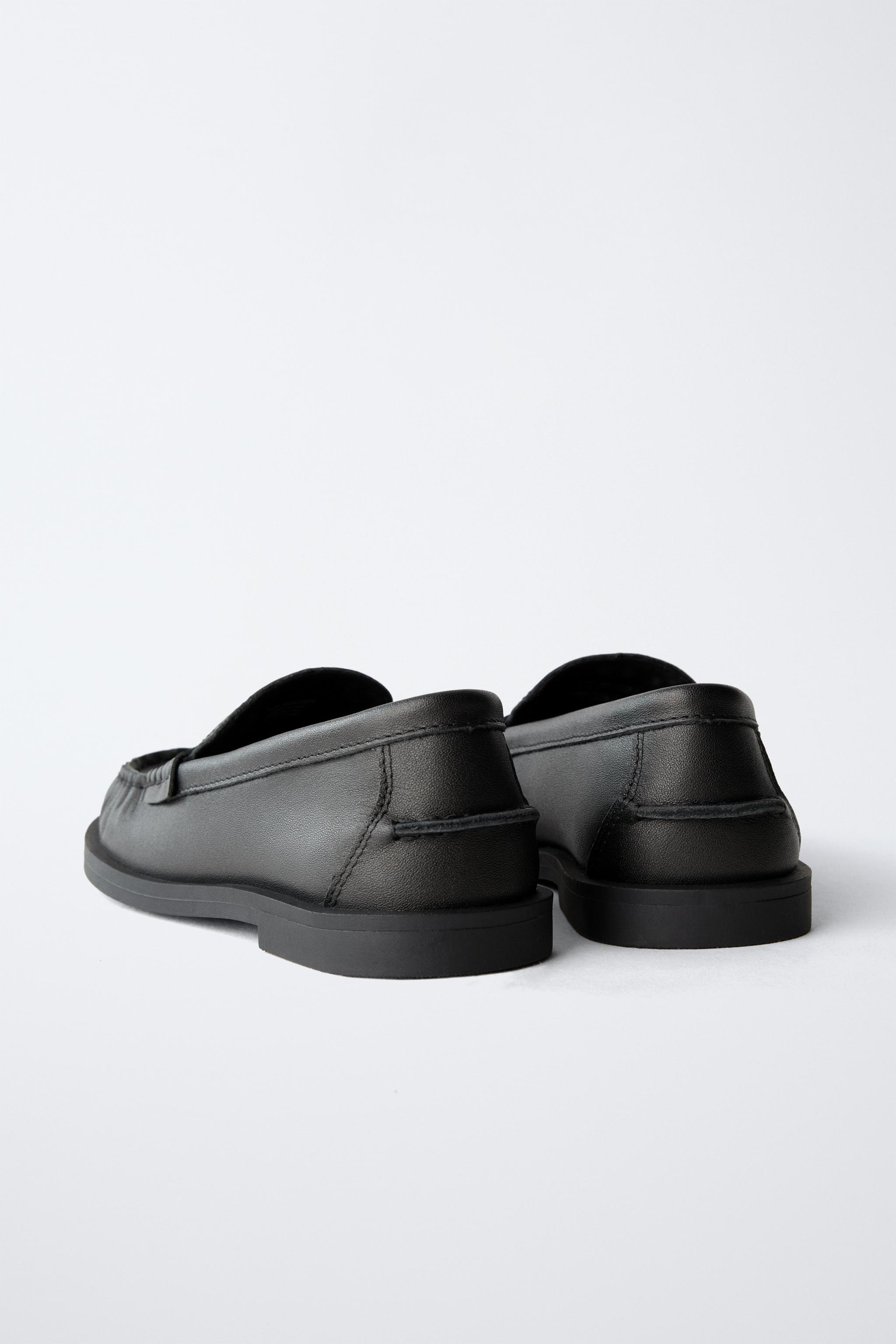MOCASSINS EN CUIR